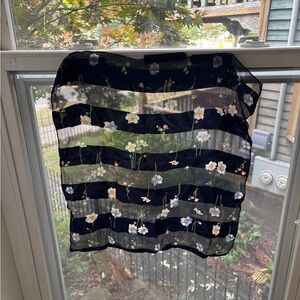 Absolutely Stunning Echo Silk Scark - Navy & floral